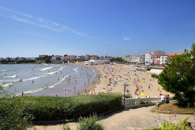 Royan - Pleine Vue Mer Pour Cet Appartement Classe 2 Etoiles - Les Tamaris Екстериор снимка